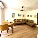 Gilbert\'S Bright & Cozy Apartment Near City Center