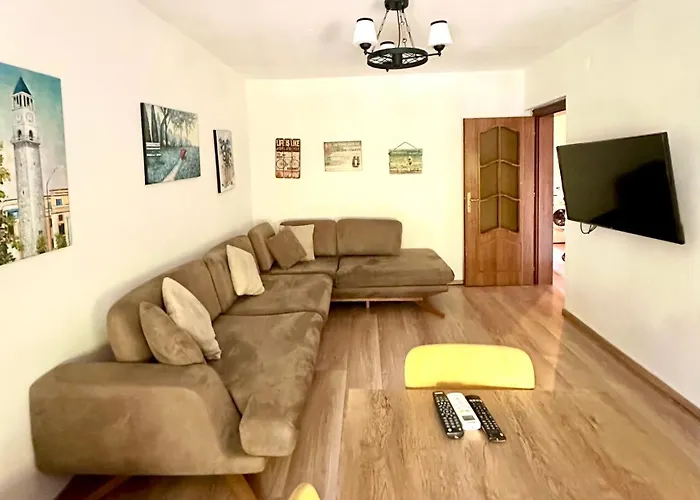 Gilbert\'S Bright & Cozy Apartment Near City Center